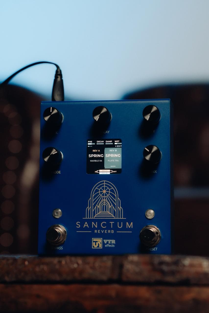Sanctum Reverb control panel with the X, DECAY, Y, MODE and MIX knobs